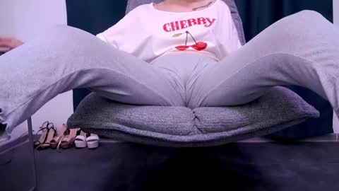 Beatrice Moan from LovenseWet from Tip MenuOpen for Private online show from July 2026 09:19:02 PM