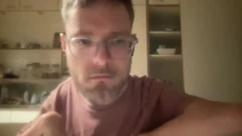 wheelchairhunk online show from March 2025 06:54:01 PM