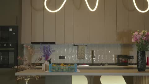 Naomi online show from November 2025 02:14:01 AM