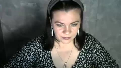 Snapshot of white__queen_ chatting on June 2026 06:55:02 AM white__queen_ online show from June 2026 06:55:02 AM