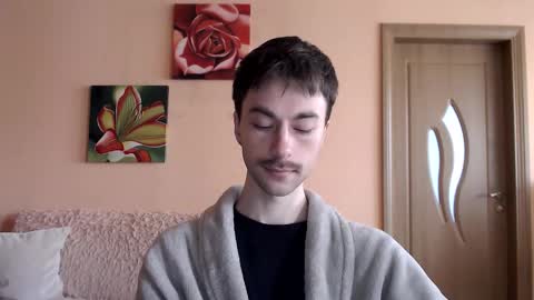 Tom online show from March 2026 12:12:02 PM