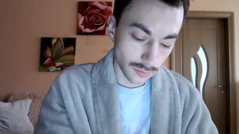 Tom online show from March 2026 01:59:01 PM