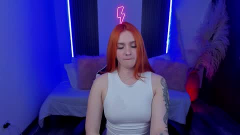 whiteatenea online show from November 2025 06:25:02 AM