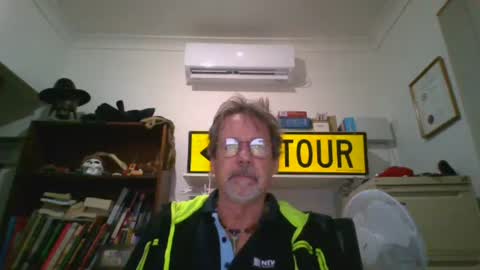 whiteboomer online show from June 2026 12:40:01 PM