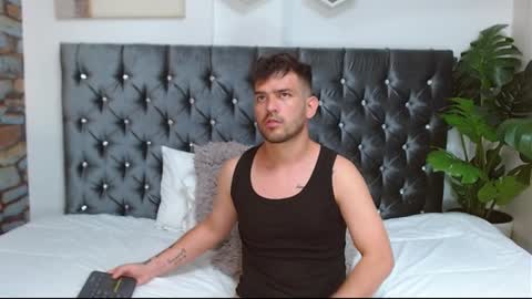 Dylan white online show from February 2025 09:34:02 PM