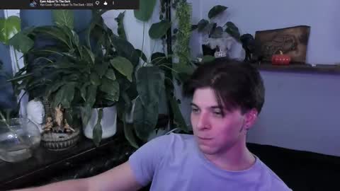 Gus online show from November 2025 09:26:02 PM