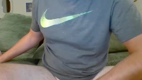 Snapshot of whiteknight169 chatting on September 2025 01:28:01 AM whiteknight169 online show from September 2025 01:28:01 AM