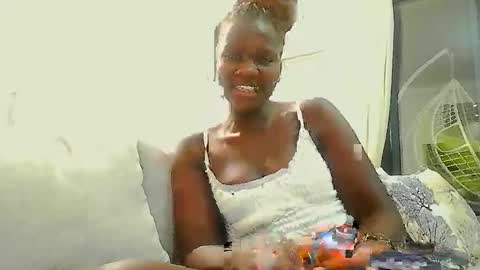 whitenightandqueen online show from April 2026 08:07:02 PM