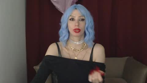 White Queen online show from February 2025 08:10:01 PM