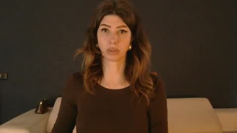 White Queen online show from April 2026 01:01:02 PM