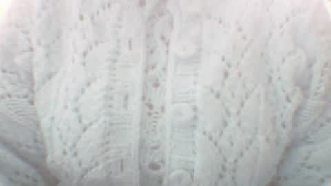 whitesweater online show from December 2024 07:39:02 AM