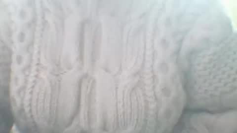 whitesweater online show from February 2025 07:28:02 AM