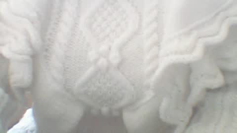 whitesweater online show from February 2025 07:01:02 AM