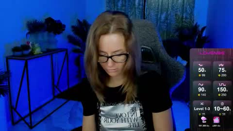 whitneypunnch online show from November 2025 08:26:02 AM