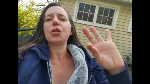 Miss Dior online show from October 2025 02:31:01 PM