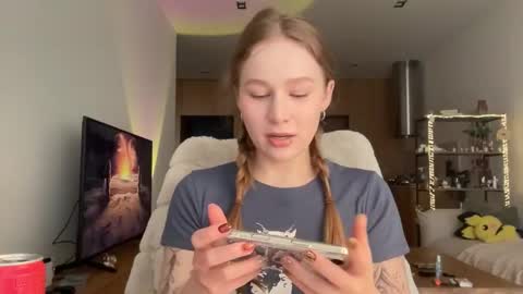 Alisa online show from November 2025 07:20:02 AM