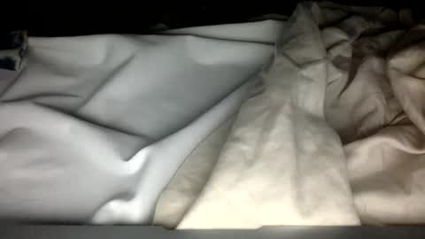 wholesomebull00 online show from February 2025 07:34:01 AM