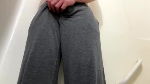 Snapshot of whosstin chatting on October 2025 02:18:02 PM whosstin online show from October 2025 02:18:02 PM