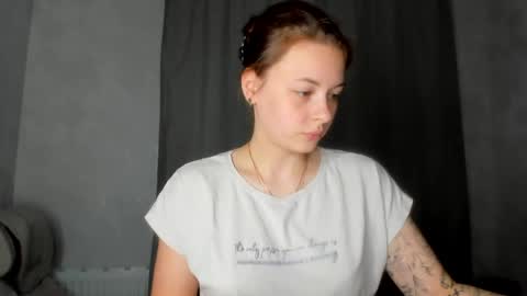 Veronica online show from April 2026 07:07:02 PM