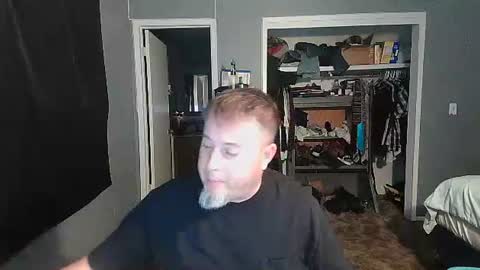 whydoidothis77 online show from November 2025 02:44:02 AM