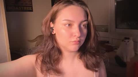 VI online show from February 2025 06:01:02 PM