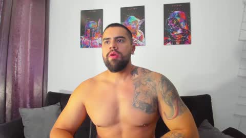 Devon and Chloe online show from January 2025 02:17:02 PM