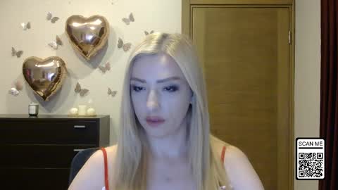 Snapshot of wild_silk_desire chatting on June 2026 03:18:01 PM Alina online show from June 2026 03:18:01 PM