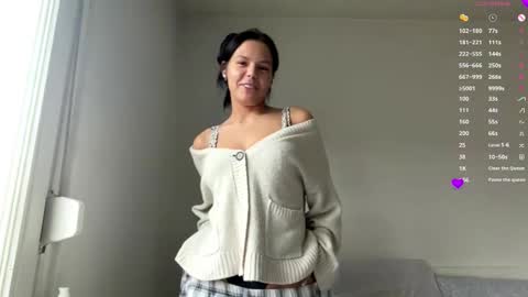 Mia online show from February 2026 03:06:02 PM