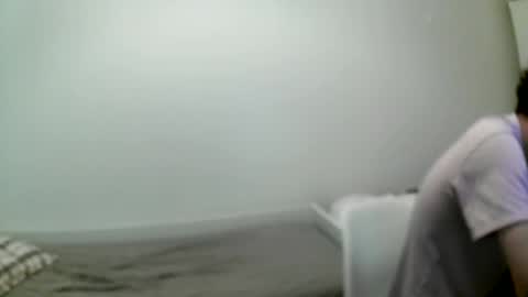 wilddesire18 online show from September 2025 05:02:01 PM