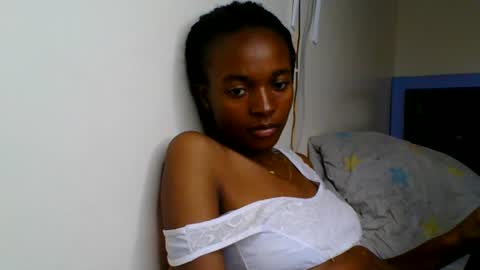 Snapshot of wildflowr chatting on June 2026 05:34:02 PM wildflowr online show from June 2026 05:34:02 PM