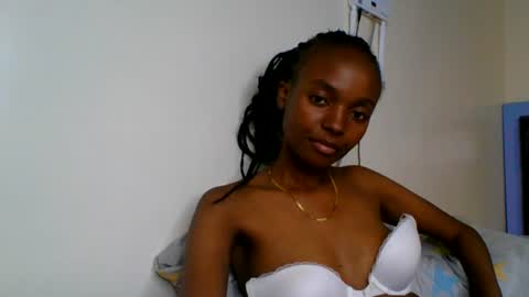 Snapshot of wildflowr chatting on June 2026 07:04:01 PM wildflowr online show from June 2026 07:04:01 PM