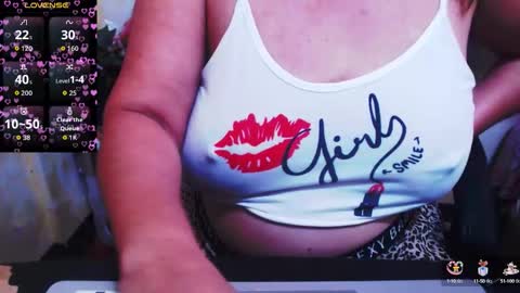 Snapshot of wildhotasianx chatting on September 2025 04:19:01 PM wildhotasianx online show from September 2025 04:19:01 PM