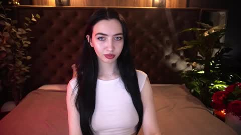 Alena online show from March 2026 06:41:01 AM