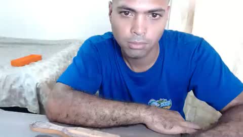 wildloverstv online show from November 2025 06:43:02 PM