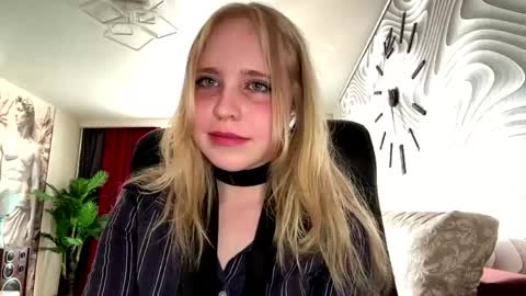 Snapshot of wilhelminafraker chatting on May 2026 02:11:02 PM Anny online show from May 2026 02:11:02 PM