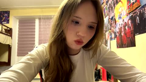 Olivia online show from February 2026 06:00:02 PM