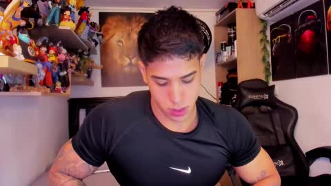 Snapshot of william_dracko9 chatting on February 2026 05:50:02 AM Dracko online show from February 2026 05:50:02 AM