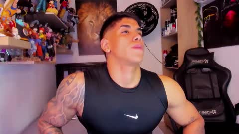 Snapshot of william_dracko9 chatting on February 2026 03:06:01 AM Dracko online show from February 2026 03:06:01 AM