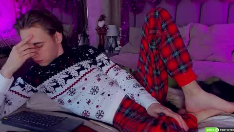 William online show from December 2025 03:14:02 AM