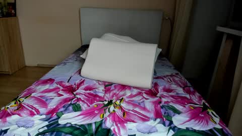 Wilhelmina better Willy online show from February 2025 07:21:01 PM