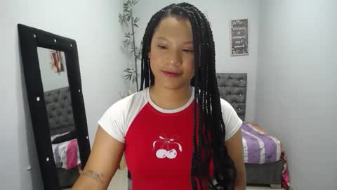 Snapshot of willowsweett chatting on April 2026 11:09:01 AM WIllow online show from April 2026 11:09:01 AM