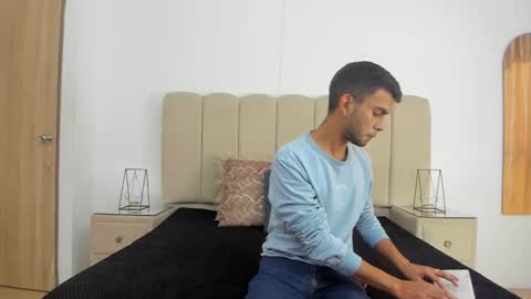 WillSainz online show from December 2025 12:12:02 PM