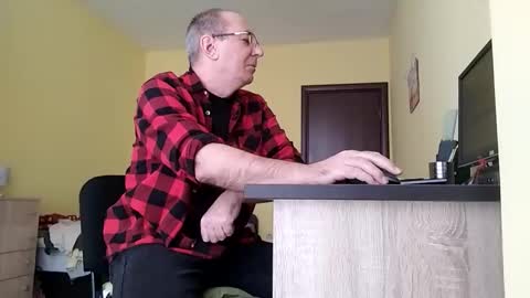 willxc online show from March 2026 01:14:01 PM