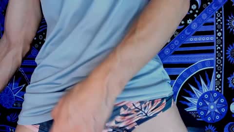 Snapshot of willy_veins chatting on December 2024 01:51:02 AM willy_veins online show from December 2024 01:51:02 AM