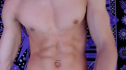 Snapshot of willy_veins chatting on January 2025 03:22:02 PM willy_veins online show from January 2025 03:22:02 PM