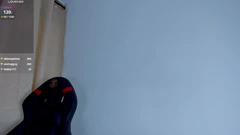 Snapshot of willy_veins chatting on February 2025 10:09:02 PM willy_veins online show from February 2025 10:09:02 PM