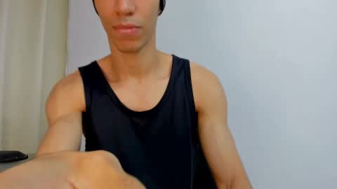 Snapshot of willy_veins chatting on March 2025 11:07:01 AM willy_veins online show from March 2025 11:07:01 AM