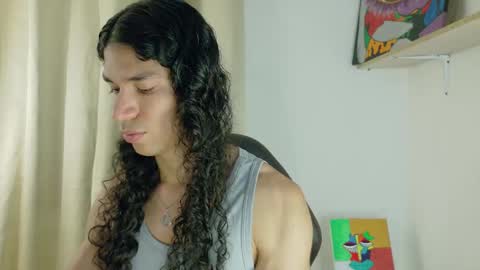 Snapshot of willy_veins chatting on September 2025 06:08:02 PM willy_veins online show from September 2025 06:08:02 PM