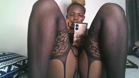 willyoubemine1 online show from December 2024 12:07:01 AM