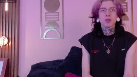 Snapshot of winchester_hanna chatting on May 2026 08:06:02 PM Winchester Hanna online show from May 2026 08:06:02 PM